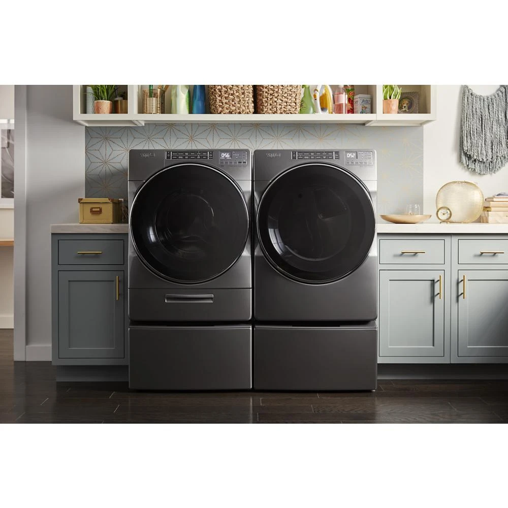 4.3 cu. ft. Closet-Depth Front Load Washer with Load & Go™ XL Dispenser WFW862CHC