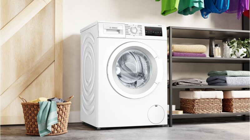 300 Series Compact Washer  1400 rpm WGA12400UC