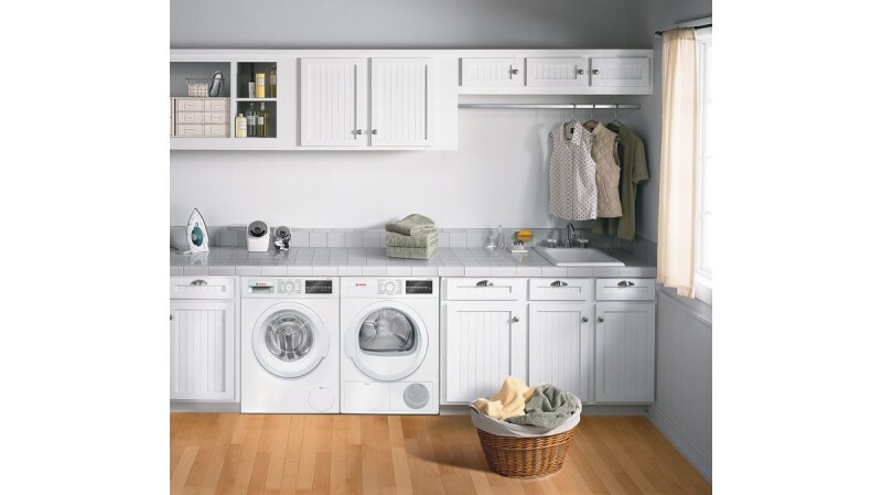 300 Series Compact Washer  1400 rpm WGA12400UC