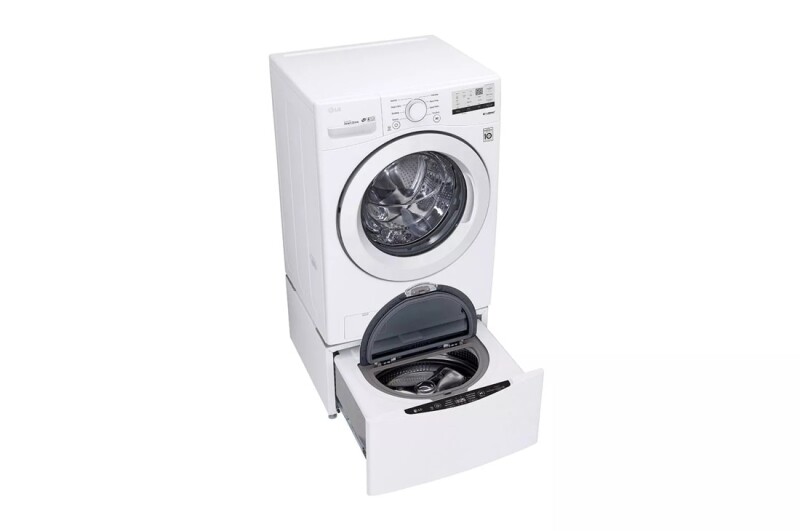 4.5 cu. ft. Ultra Large Front Load Washer WM3400CW
