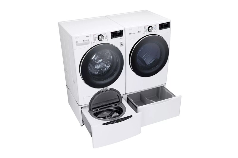 5.0 cu. ft. Front Load Washer with TurboWash™ 360° and Built-In Intelligence (WM4200HWA) WM4200HWA