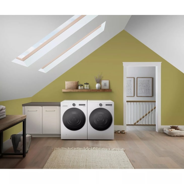 4.5 cu. ft. Capacity Smart Front Load Washer with TurboWash® 360° and AI DD® Built-In Intelligence WM5500HWA