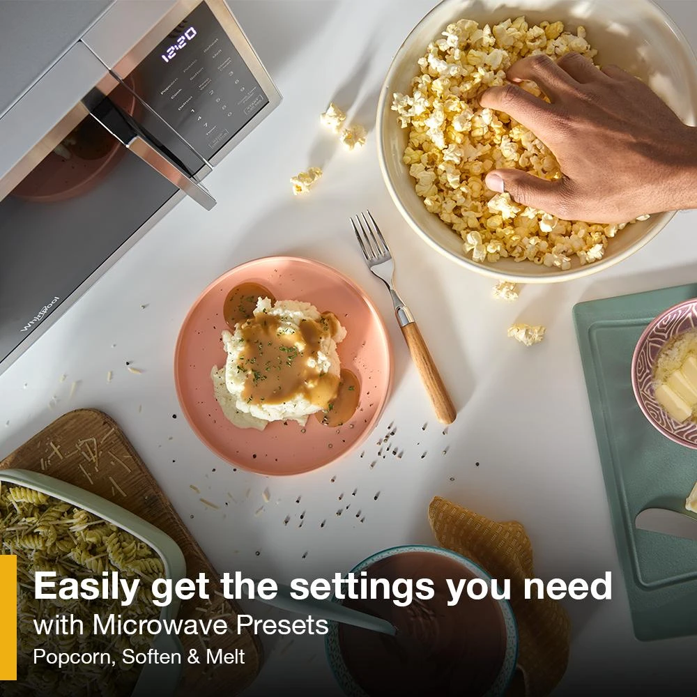 0.7 cu. ft. Black Countertop Microwave With Steam Clean - 700 watt WMCS3018RB