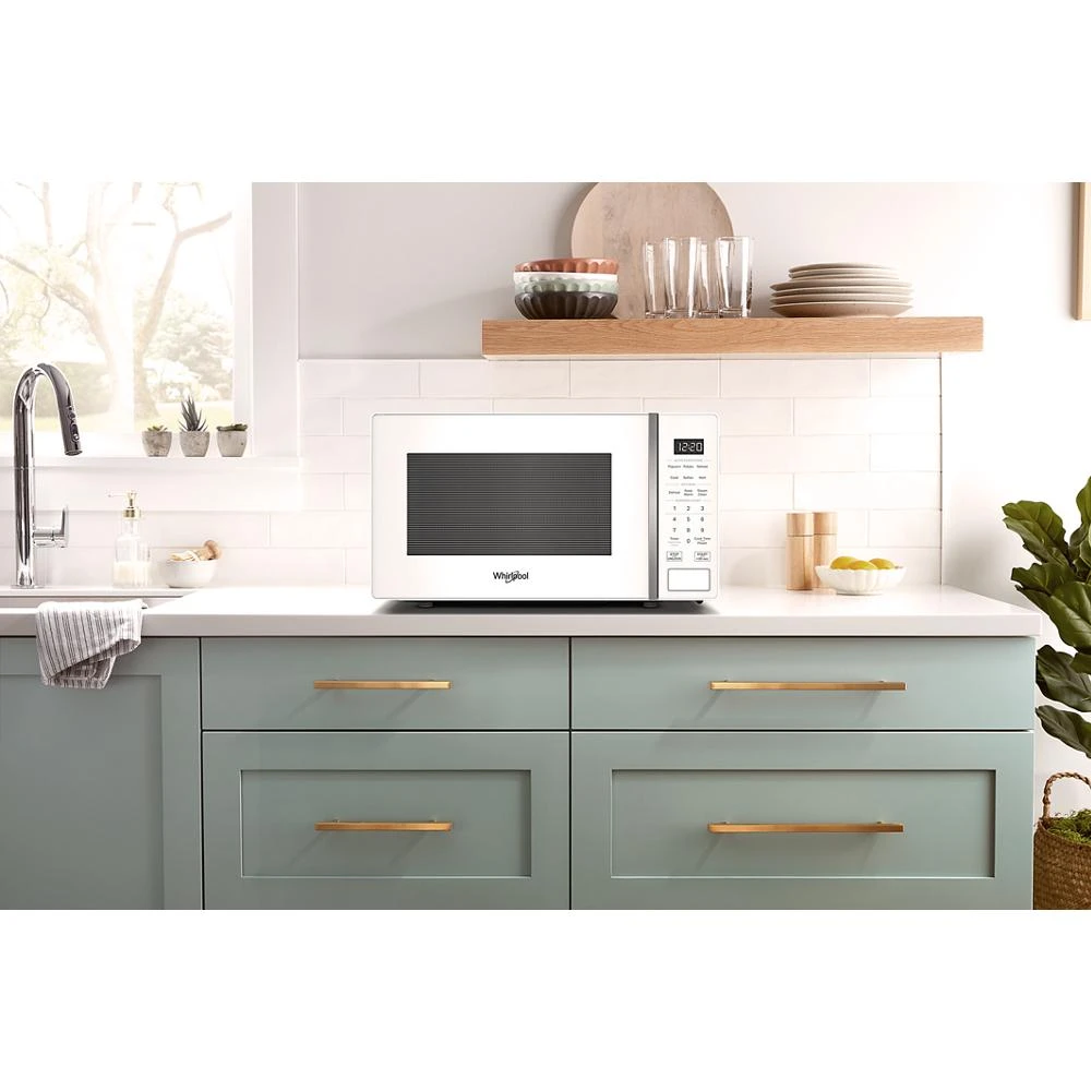 0.7 cu. ft. White Countertop Microwave With Steam Clean - 700 watt WMCS3018RW