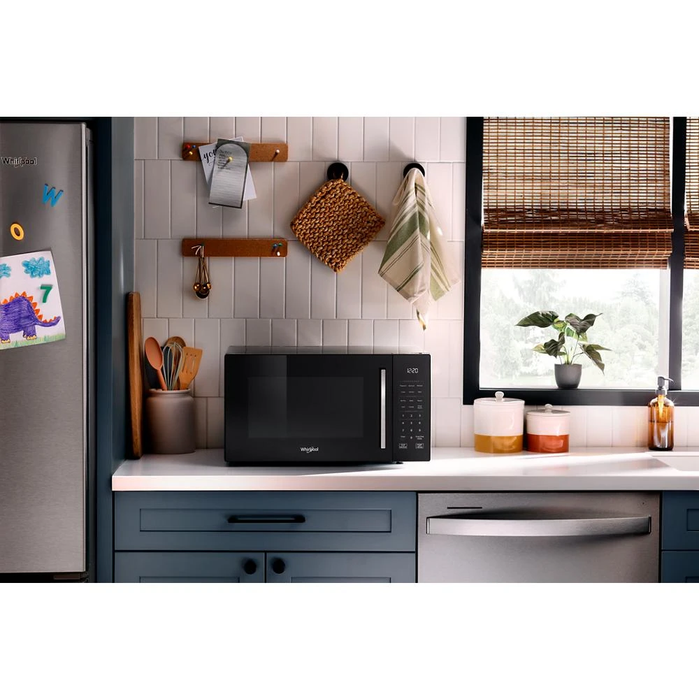 1.0 cu. ft. Black All-In-One Multifunctional Countertop Microwave With Air Fry - 900 watt WMCS5522RB