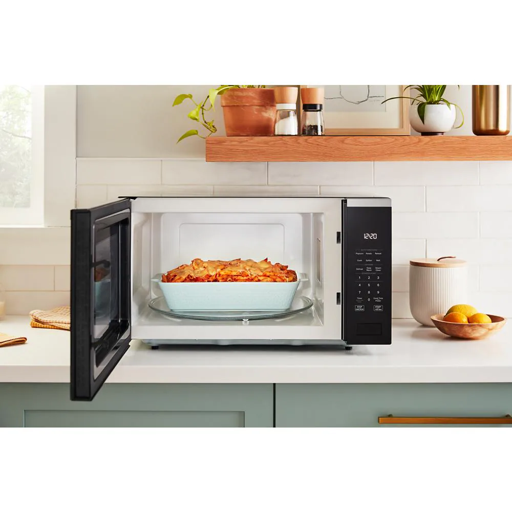 2.2 cu. ft. Sensor Cooking Microwave WMCS7024SB