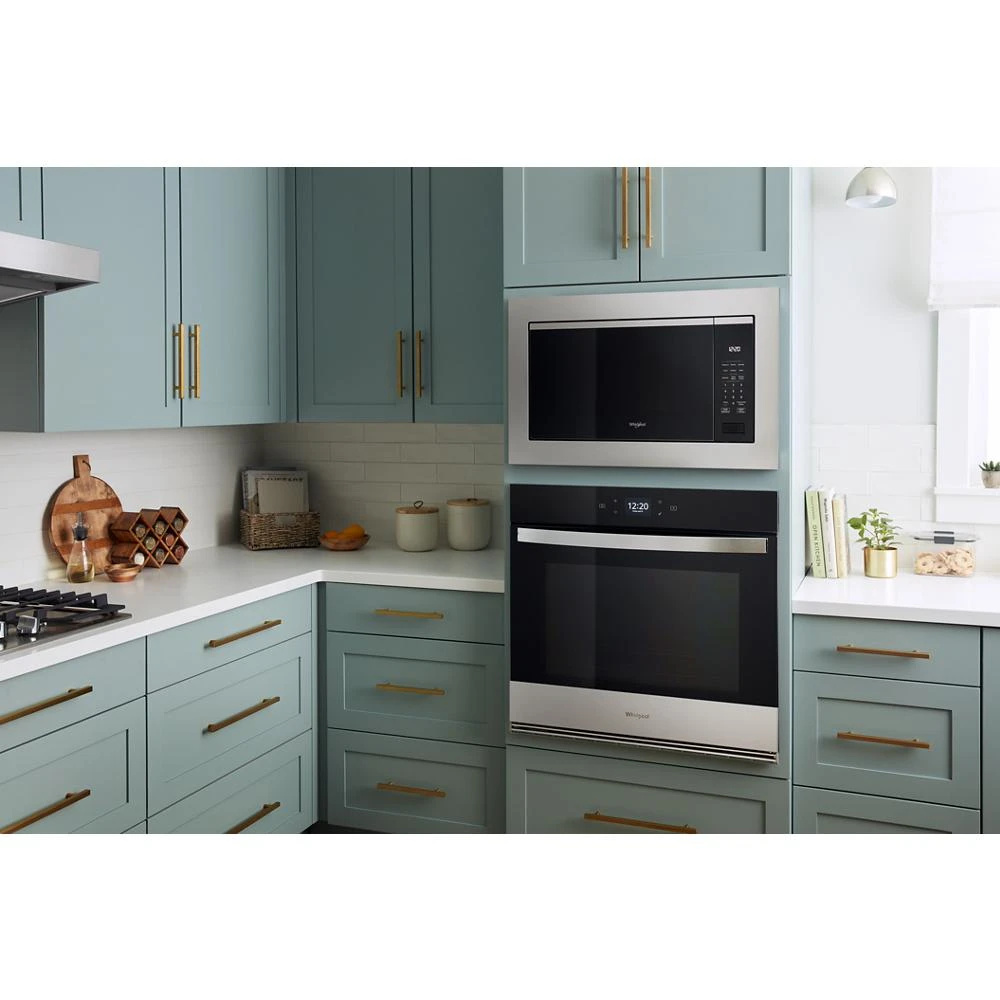 2.2 cu. ft. Sensor Cooking Microwave WMCS7024SB