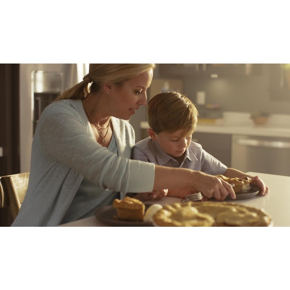 Whirlpool 36-inch Wide French Door Refrigerator - 27 cu. ft. Fingerprint Resistant Stainless Steel WRF767SDHZ Picture 1