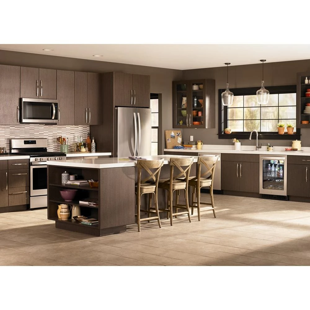 24-inch Wide Undercounter Beverage Center - 5.2 cu. ft. WUB50X24HZ