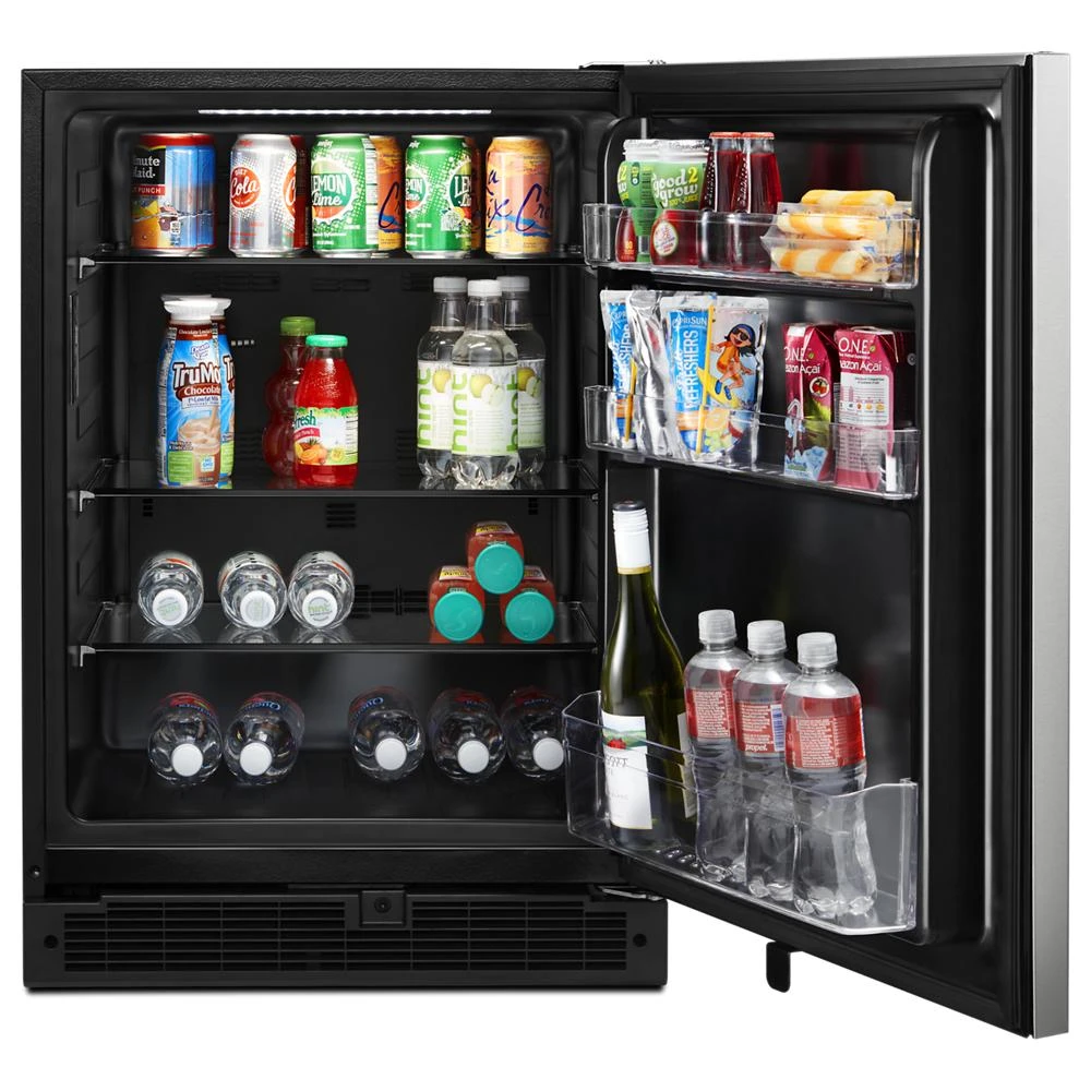 24-inch Wide Undercounter Refrigerator with Towel Bar Handle - 5.1 cu. ft. WUR35X24HZ