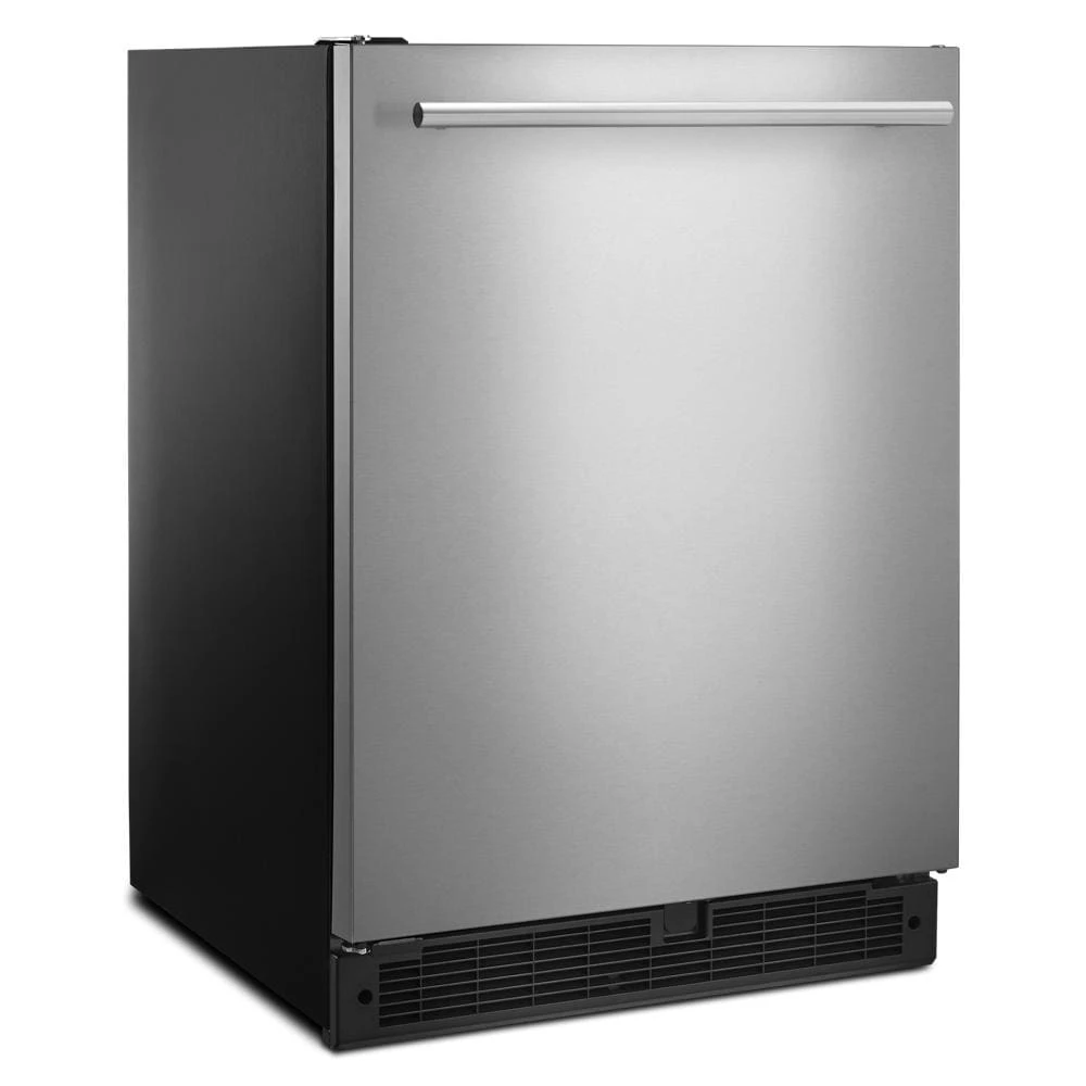 24-inch Wide Undercounter Refrigerator with Towel Bar Handle - 5.1 cu. ft. WUR35X24HZ