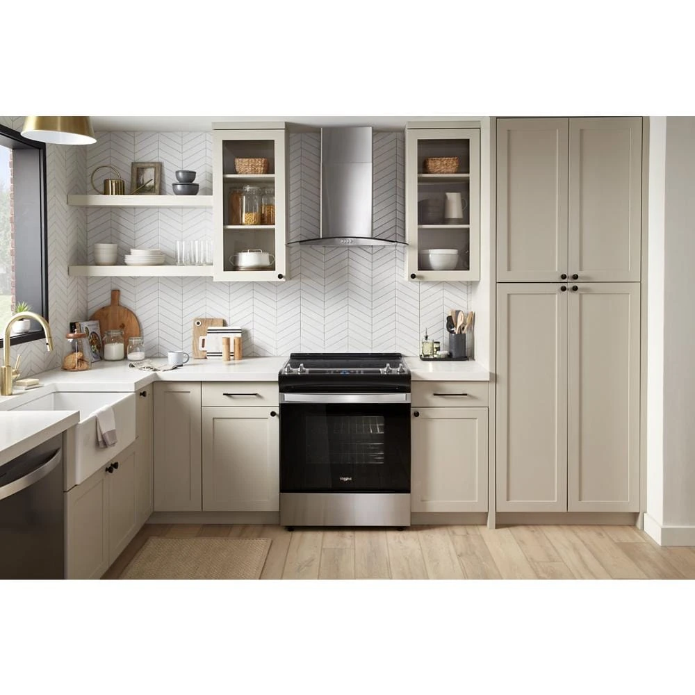 30" Curved Glass Wall Mount Range Hood WVW51UC0LS