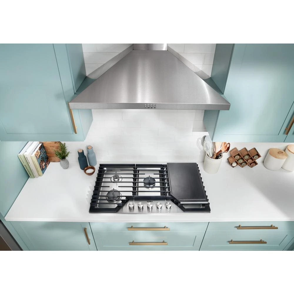 36" Curved Glass Wall Mount Range Hood WVW51UC6LS