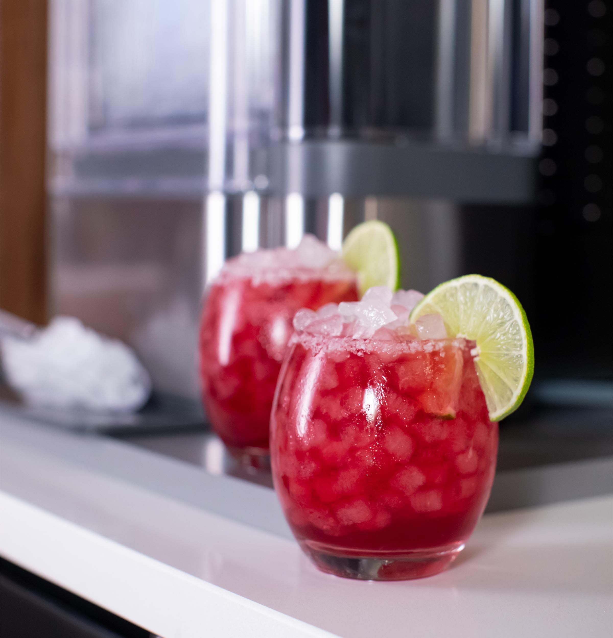 Opal 2.0 Nugget Ice Maker with Side Tank XPIO13SCSS