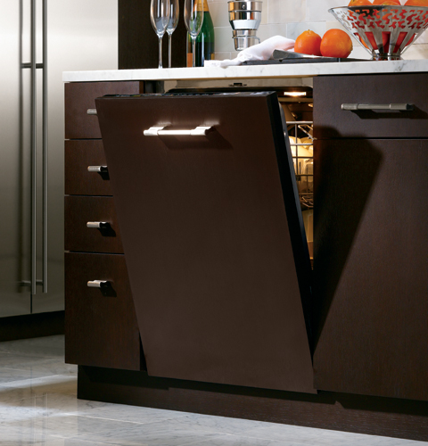 GE Monogram® Dishwasher ZBD8900PII