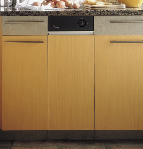 Buy Monogram Trash Compactors | ZCG3100VBB