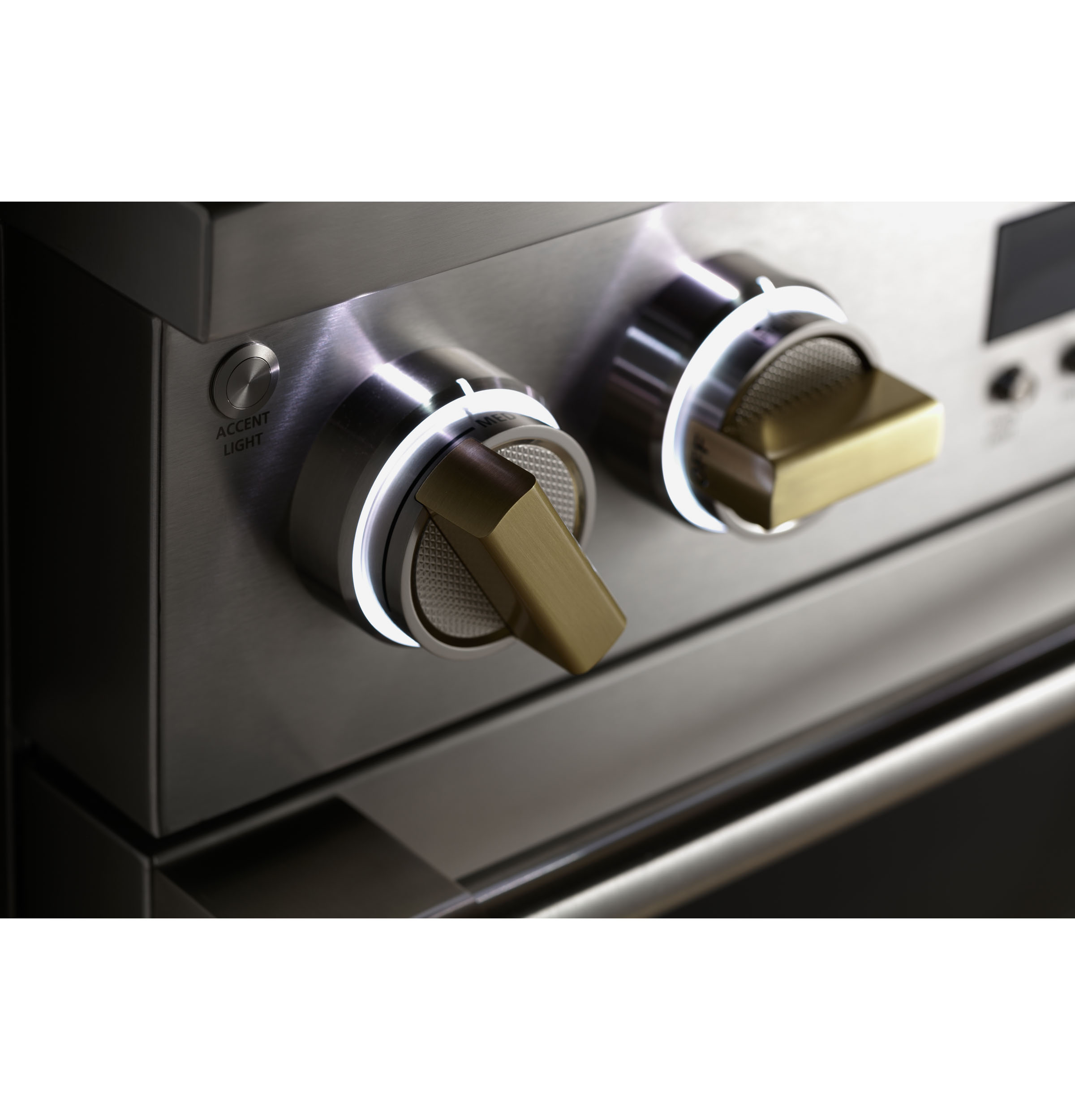 Monogram 30" Dual-Fuel Professional Range with 4 Burners ZDP304NTSS