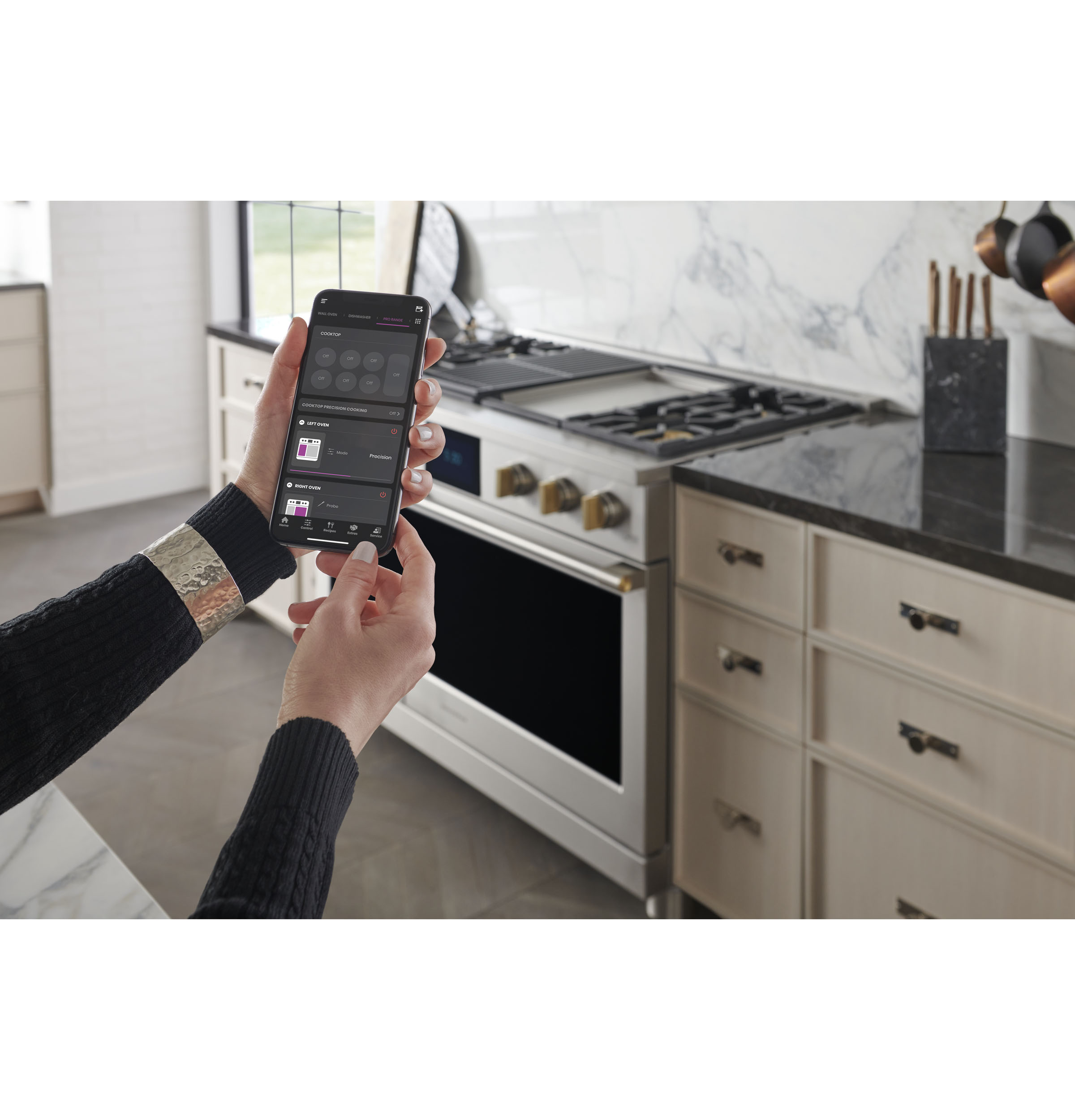 Monogram 48" Dual-Fuel Professional Range with 4 Burners, Grill, and Griddle ZDP484NGTSS