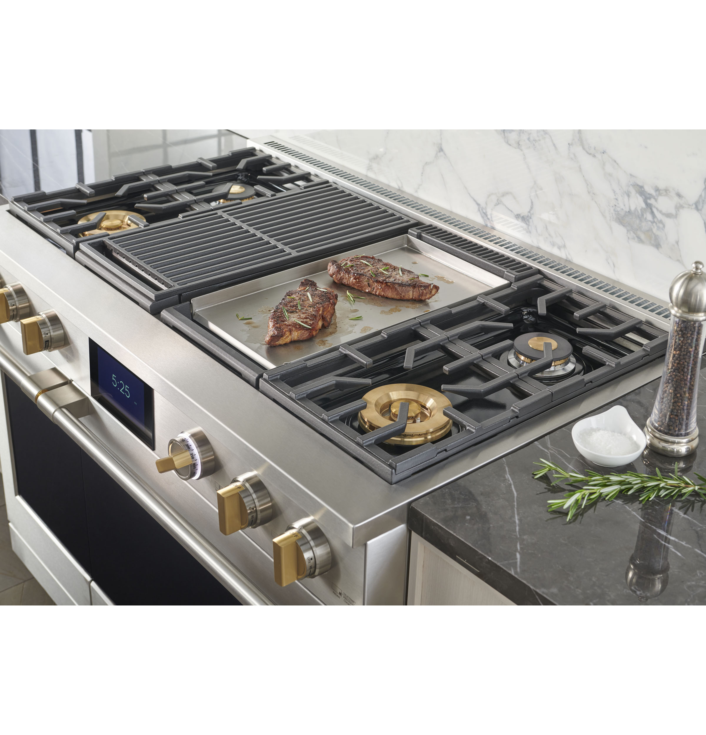Monogram 48" Dual-Fuel Professional Range with 4 Burners, Grill, and Griddle ZDP484NGTSS