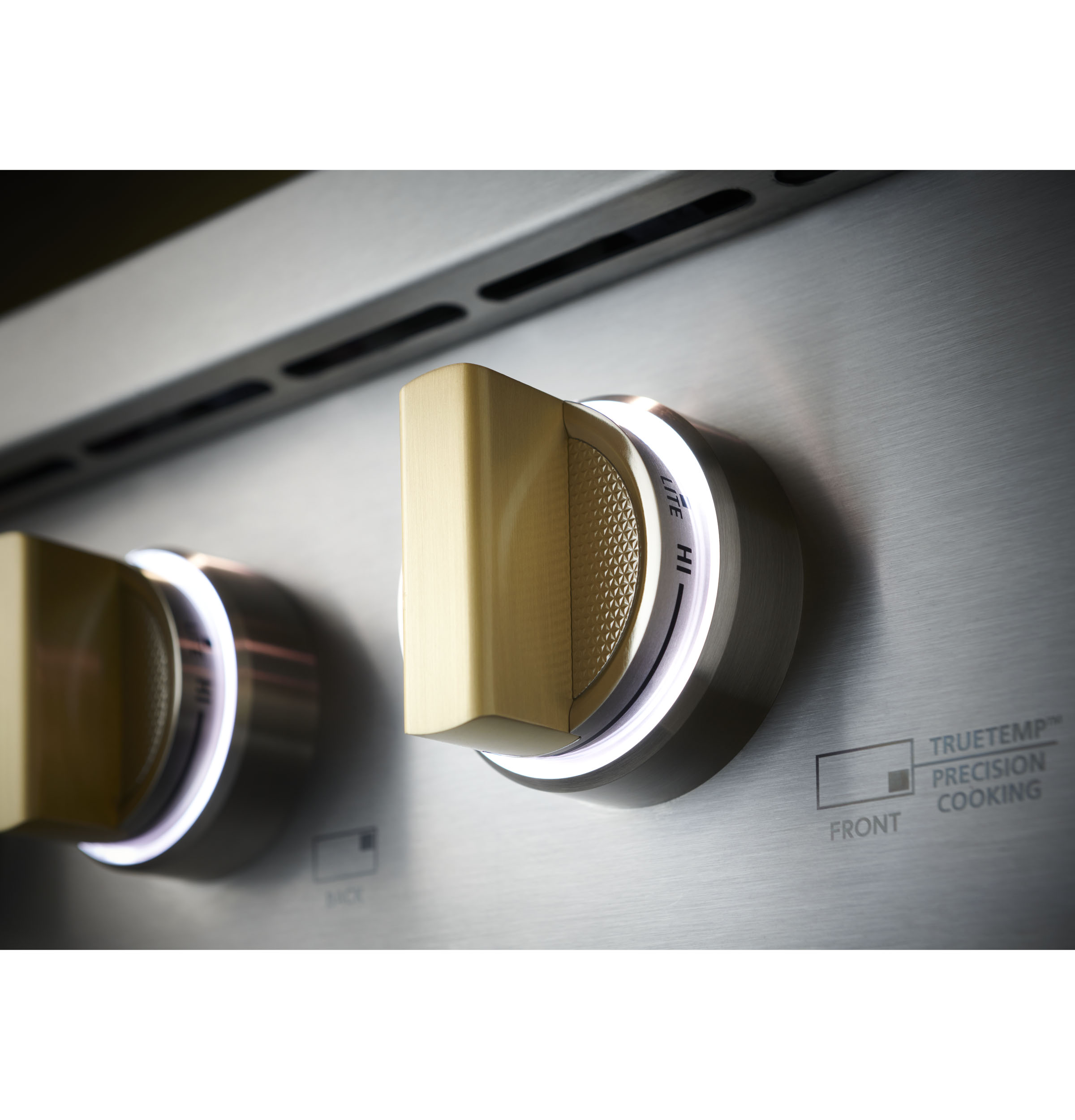 Monogram 48" Dual-Fuel Professional Range with 4 Burners, Grill, and Griddle ZDP484NGTSS