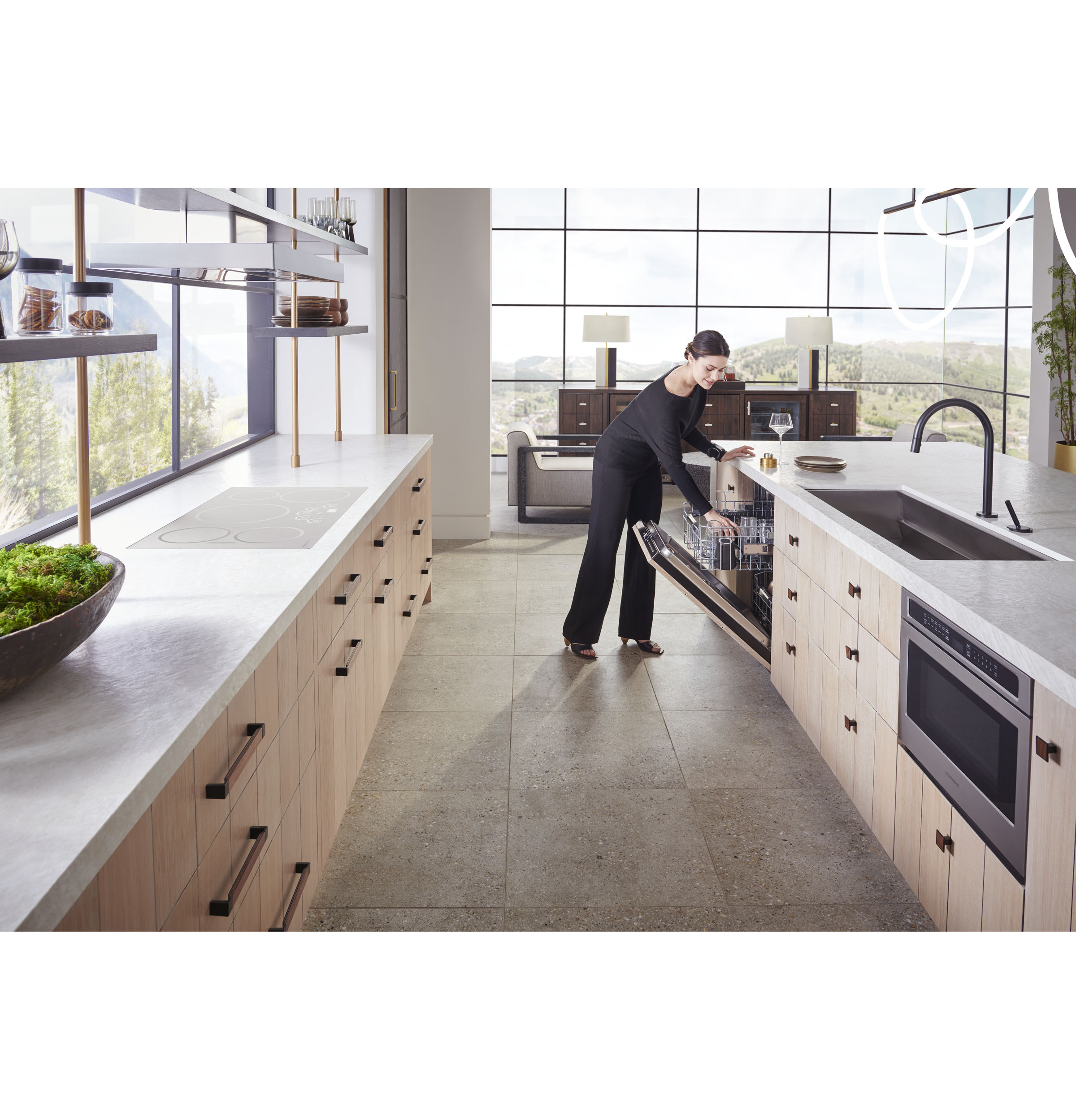 Monogram 24" Panel-Ready Fully Integrated Dishwasher ZDT985SINII