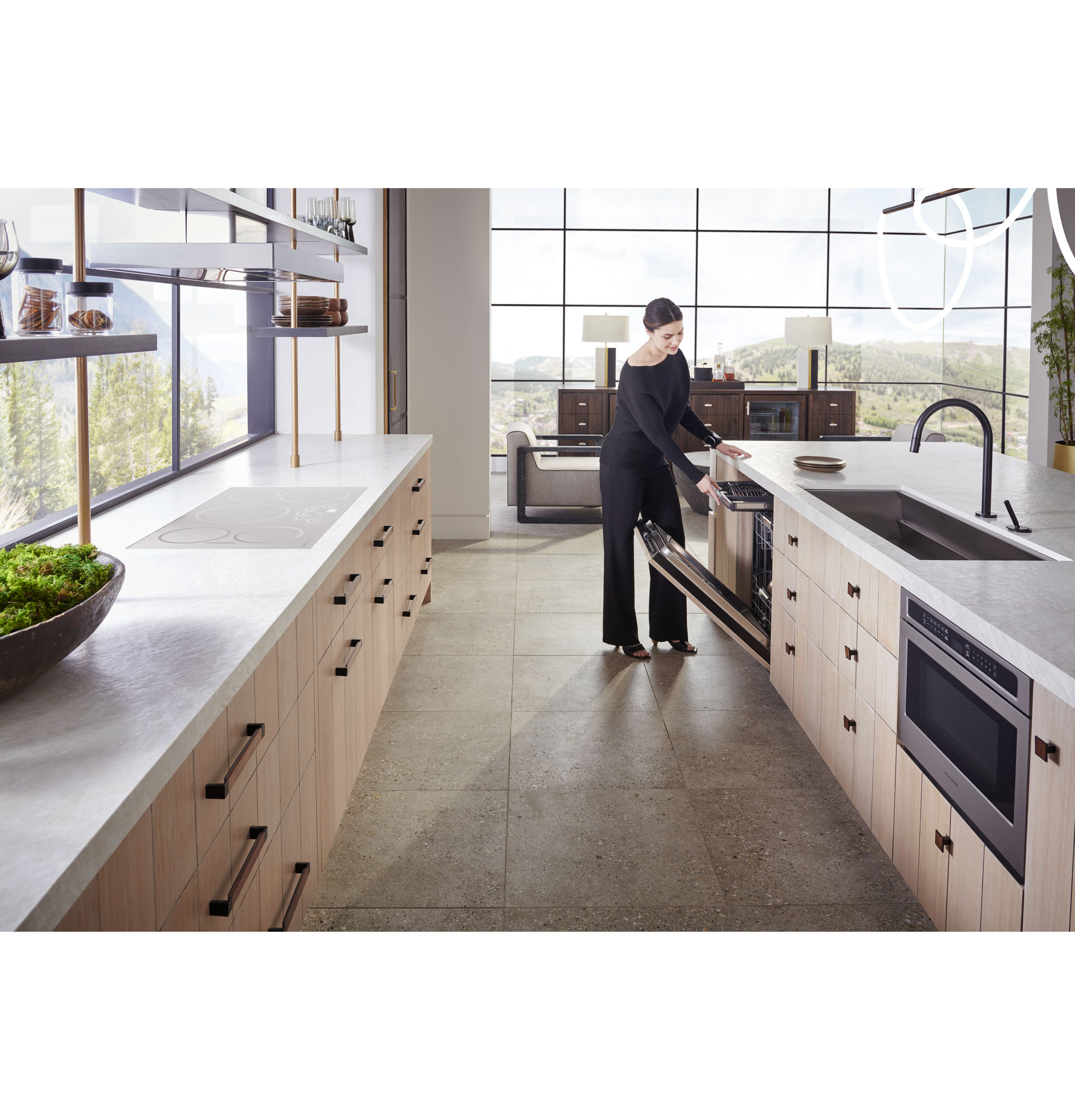 Monogram 24" Panel-Ready Fully Integrated Dishwasher ZDT985SINII