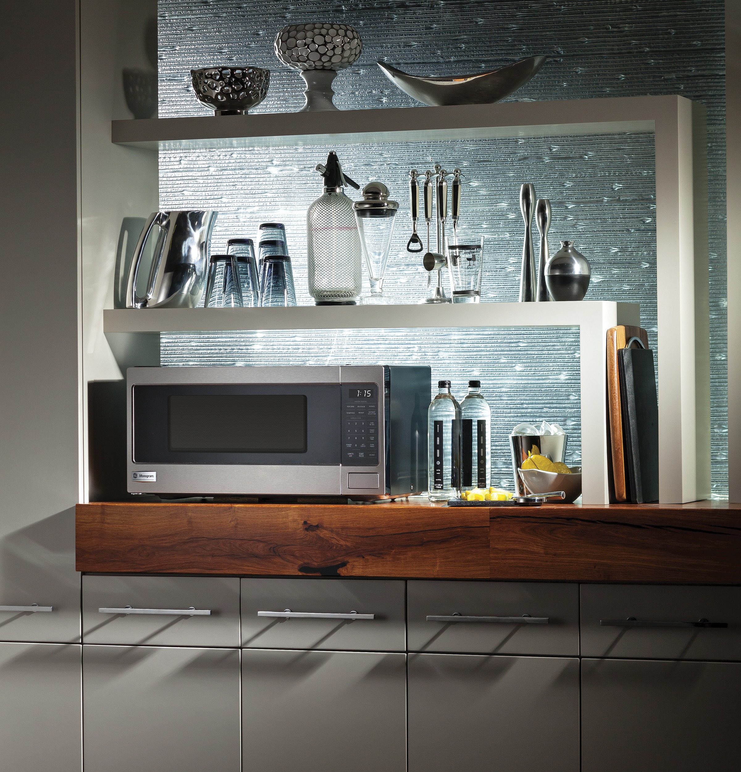 Monogram® 1.1 Cu. Ft. Countertop Microwave Oven ZEM115SFSS