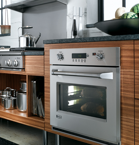 GE Monogram® 30" Professional Electronic Convection Single Wall Oven ZET1PMSS