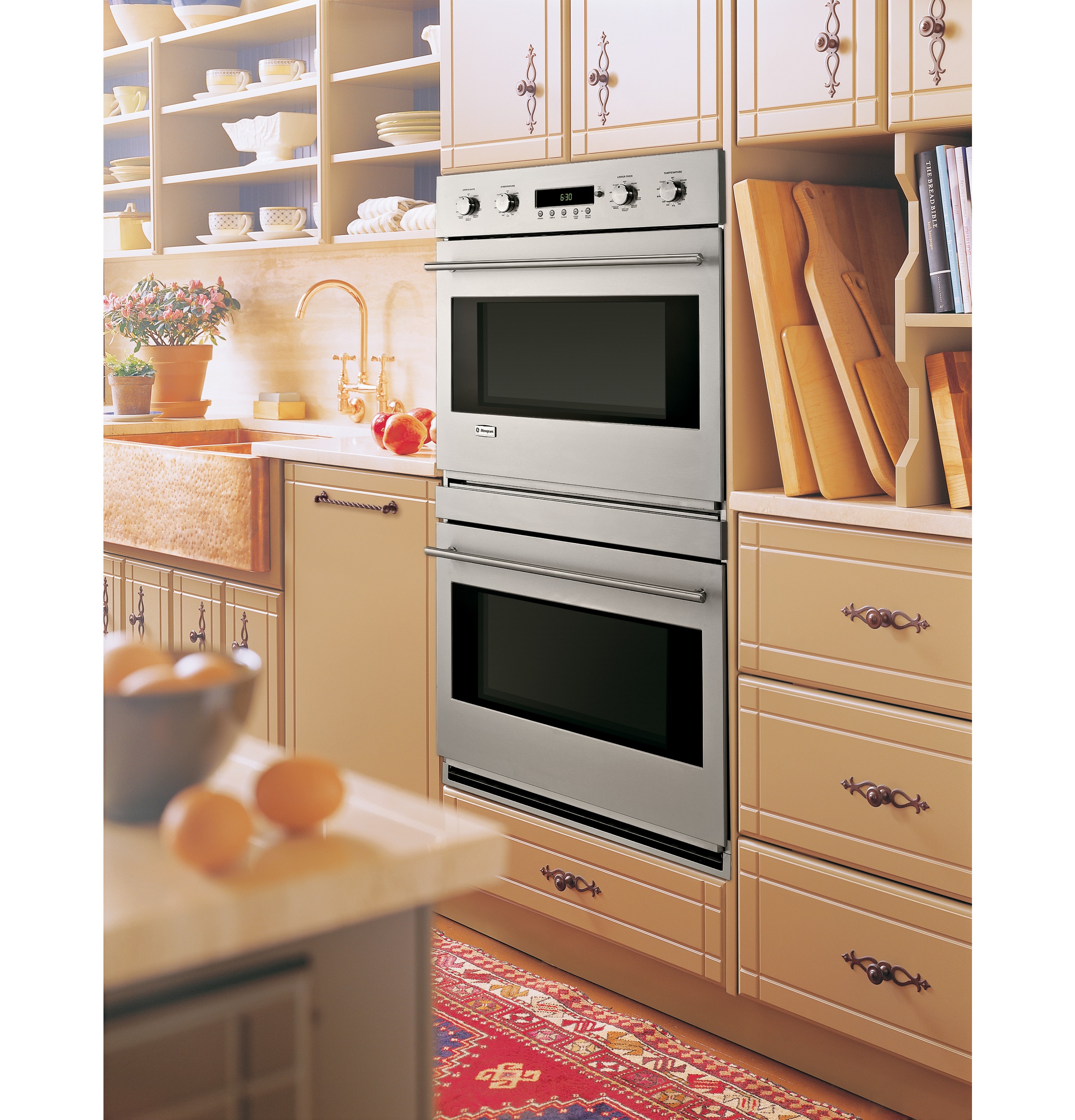 GE Monogram® 30" Built-In Electronic Convection Double Wall Oven ZET2SMSS