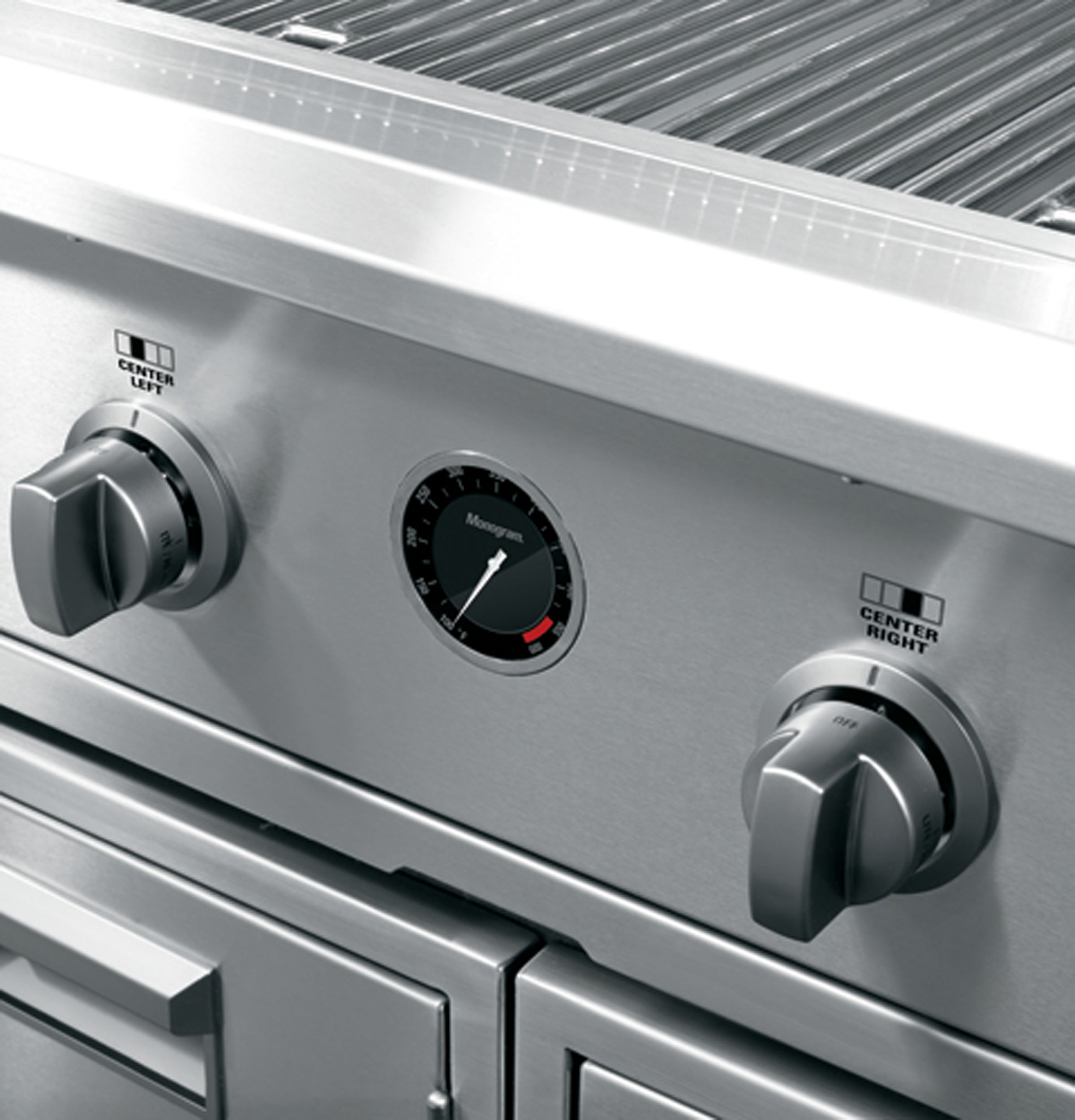 GE 54" Outdoor Cooking Center with Integrated Side Burners ZGG542LCPSS