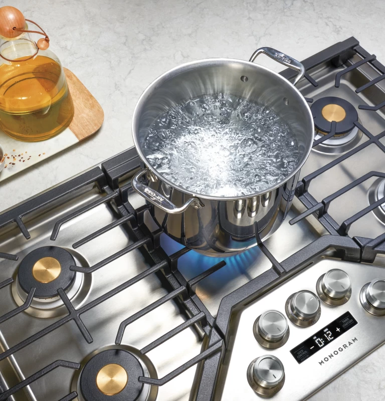 Monogram 36" Deep-Recessed Gas Cooktop ZGU36ESLSS