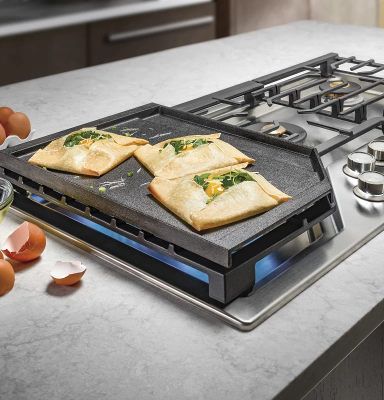 Monogram 36" Deep-Recessed Gas Cooktop ZGU36ESLSS