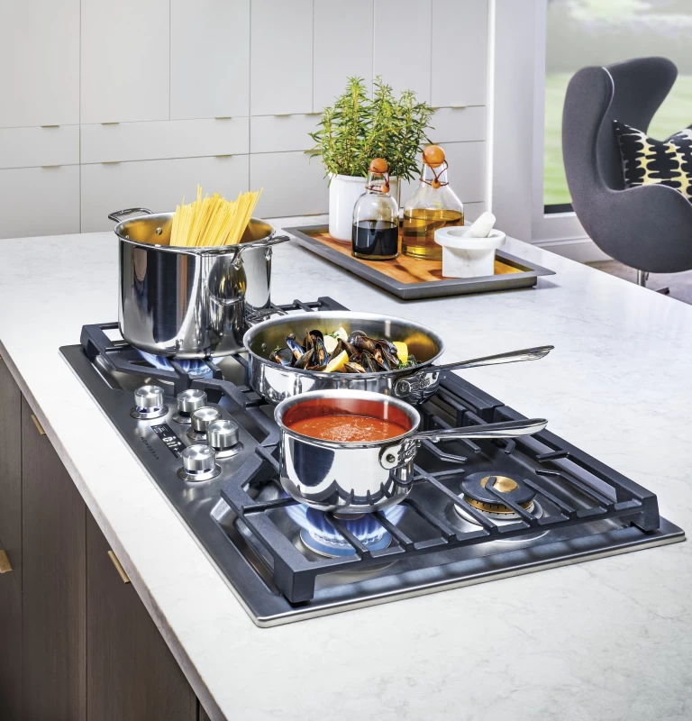 Monogram 36" Deep-Recessed Gas Cooktop ZGU36ESLSS
