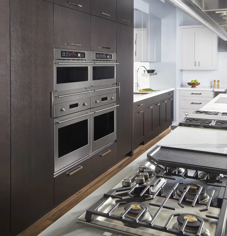 Monogram 36" Deep-Recessed Gas Cooktop ZGU36ESLSS