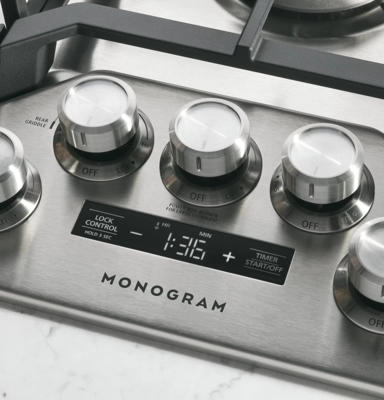 Monogram 36" Deep-Recessed Gas Cooktop ZGU36ESLSS