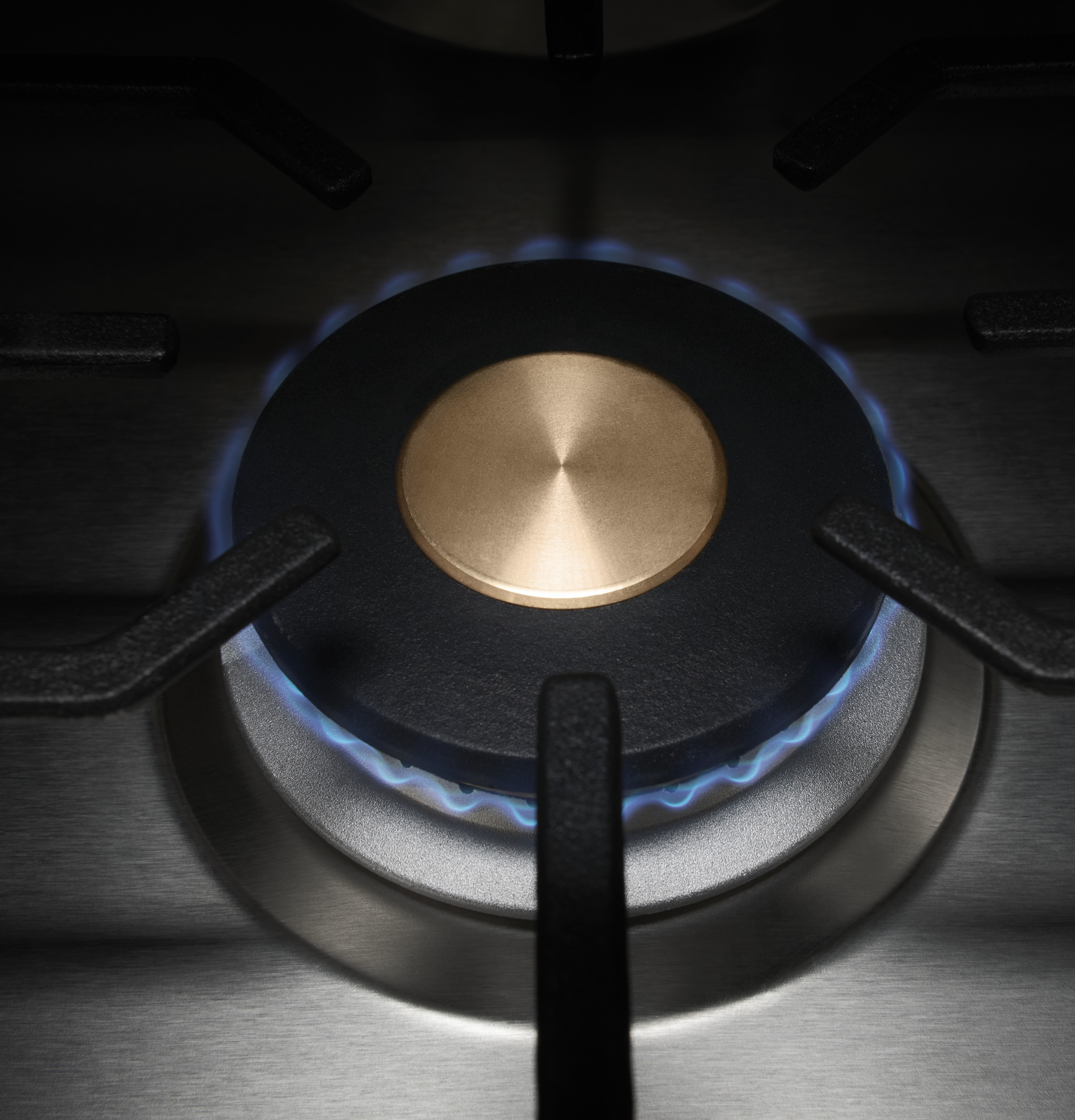 Monogram 36" Deep-Recessed Gas Cooktop ZGU36RSLSS