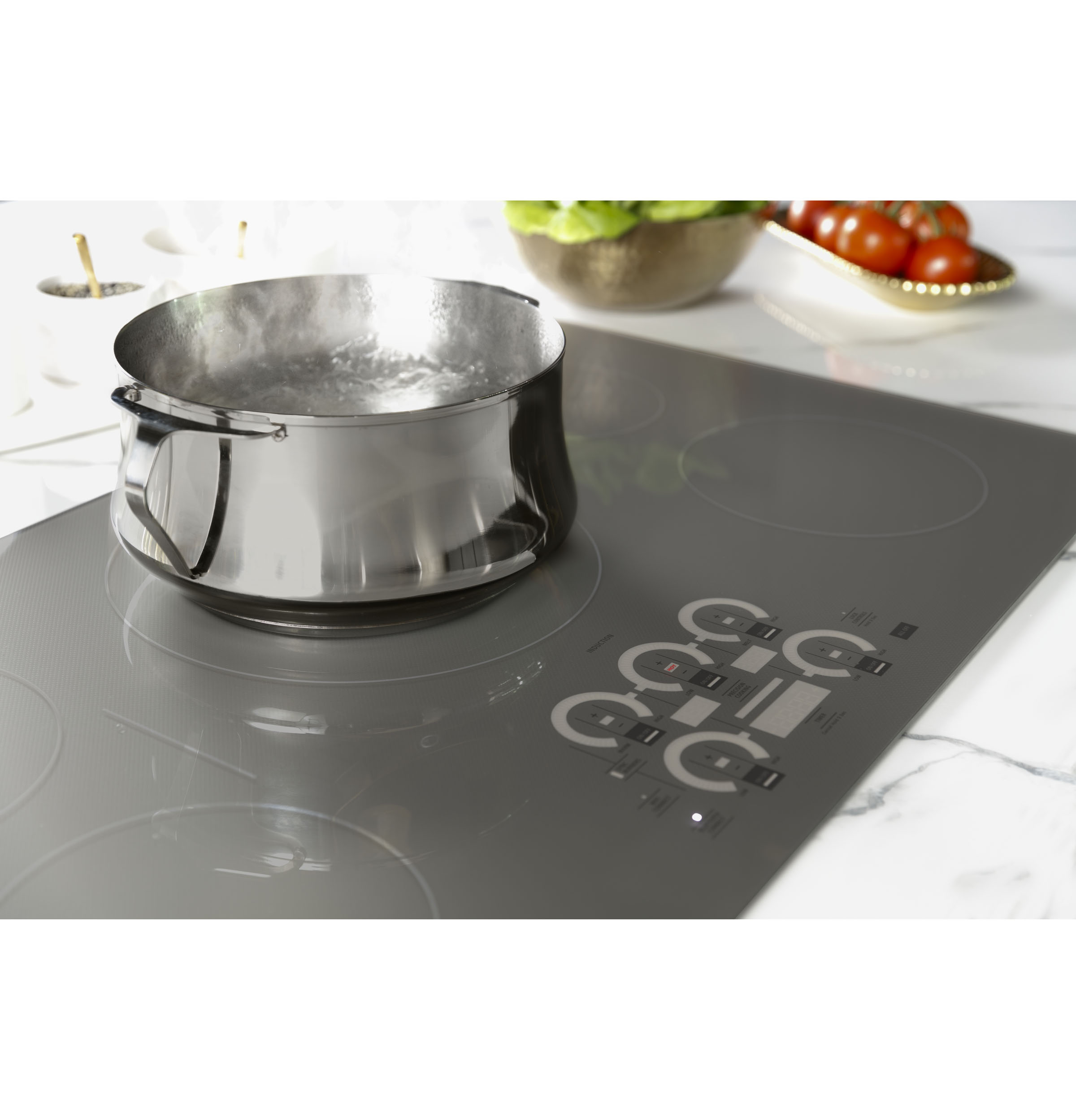 Monogram ENERGY STAR® 36" Induction Cooktop ZHU36RSTSS