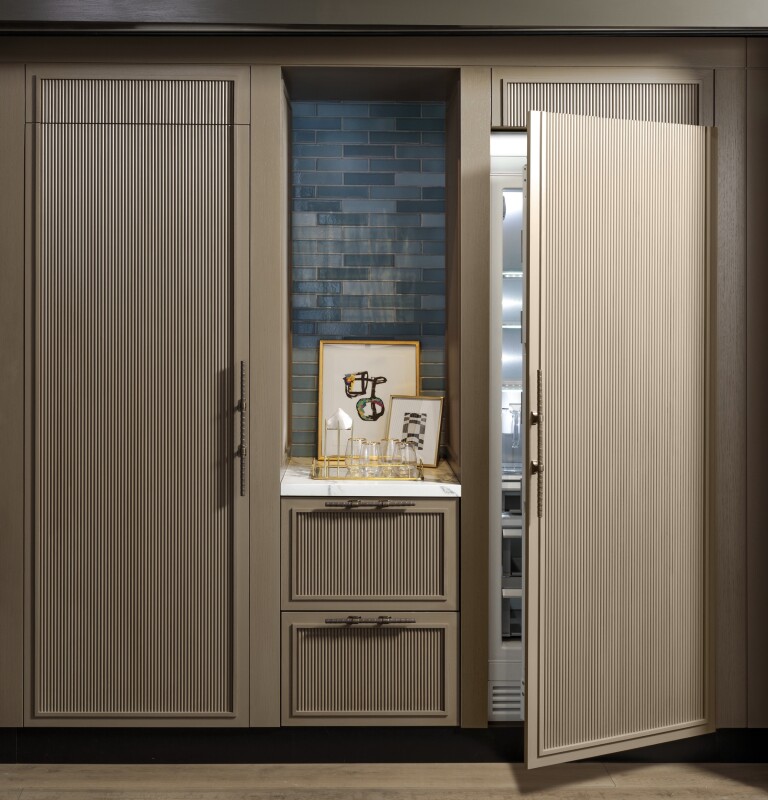 Monogram 30" Panel-Ready Premium Integrated Column Refrigerator ZIR301NPNII