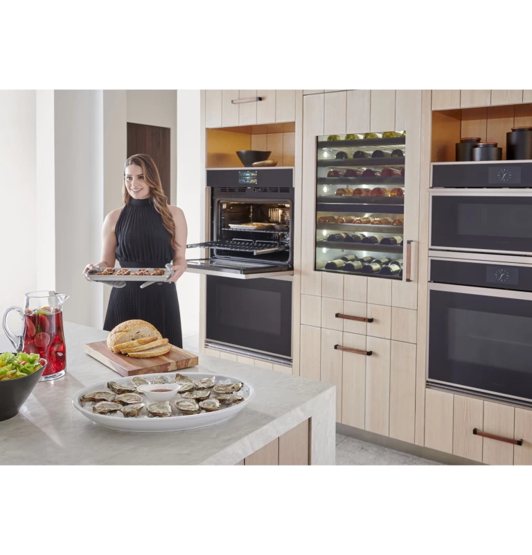 Monogram 30" Minimalist Five-in-One Wall Oven with 240V Advantium® Technology ZSB9231NSS