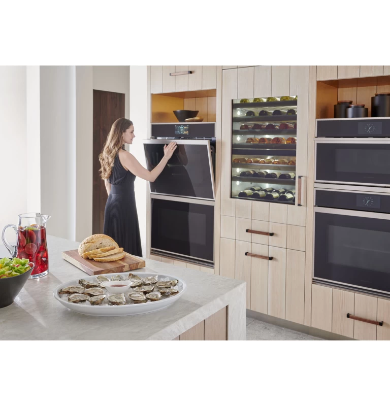 Monogram 30" Minimalist Five-in-One Wall Oven with 240V Advantium® Technology ZSB9231NSS